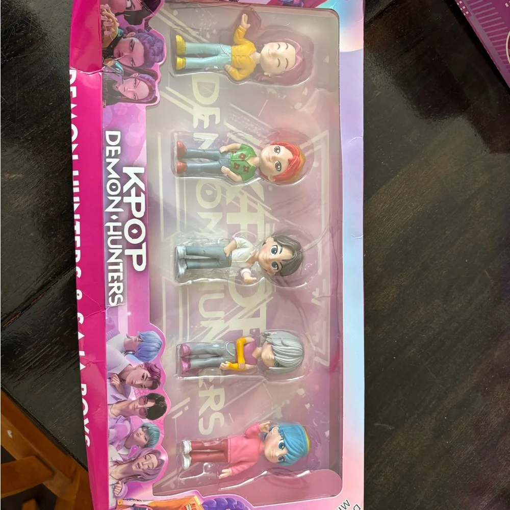 KPOP Demon Hunters Action Figure Set - Saja boys 5 piece - Picture 1 of 1
